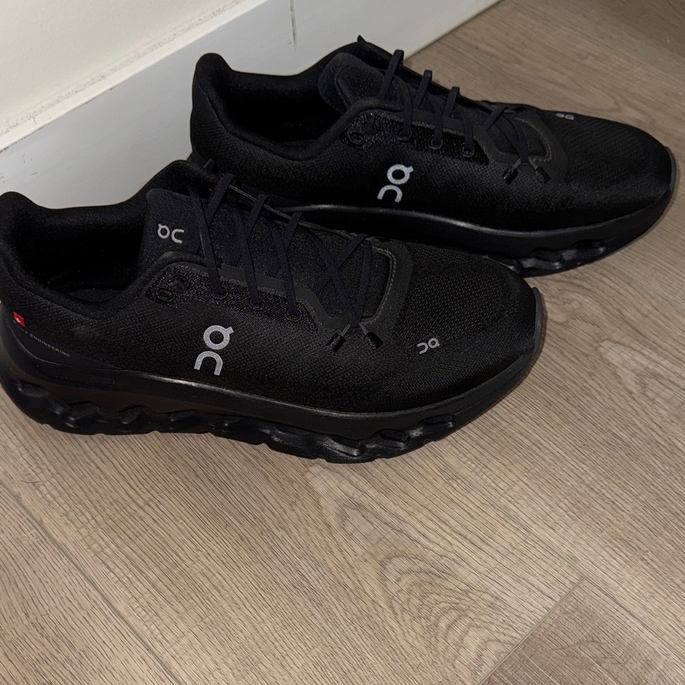 On Cloud Jet Black Shoes